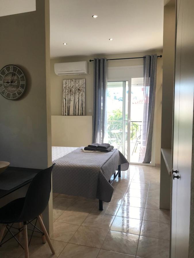 Georgia'S Cozy Rooms #3 Kavala Bagian luar foto